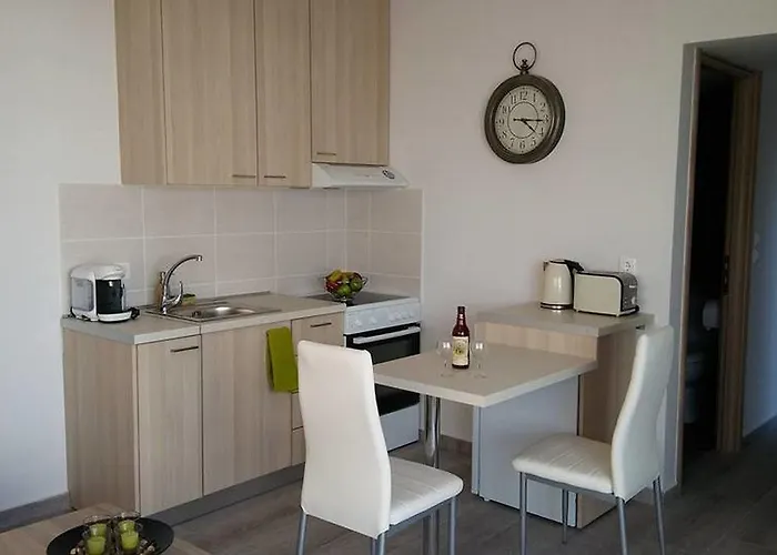 Nianthy * Φαληράκι